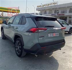 تۆیۆتا ڕاڤ 4